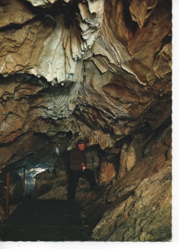 Ansichtskarte Nixhöhle in Frankenfels, 611 m Länge, Theahalle
